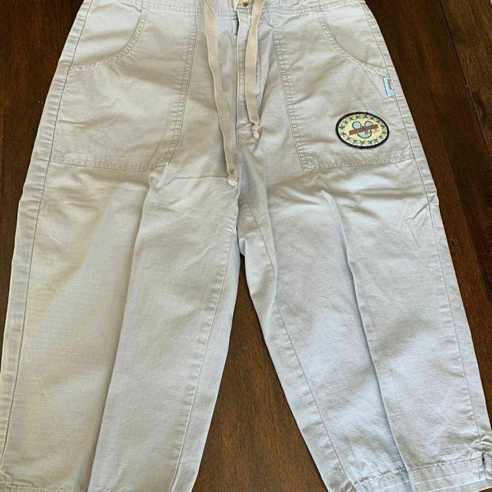 Mickey Unlimited Womens Capri Pants Cotton Grey